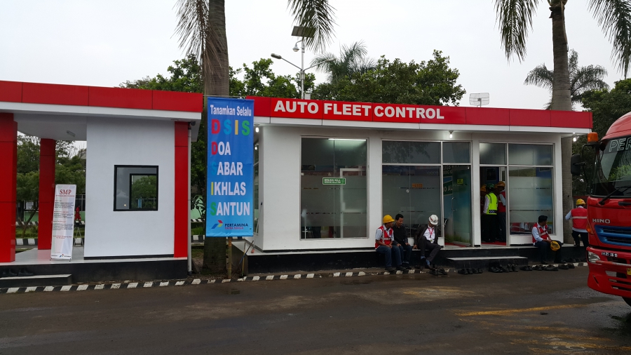 Auto Fleet Control Station